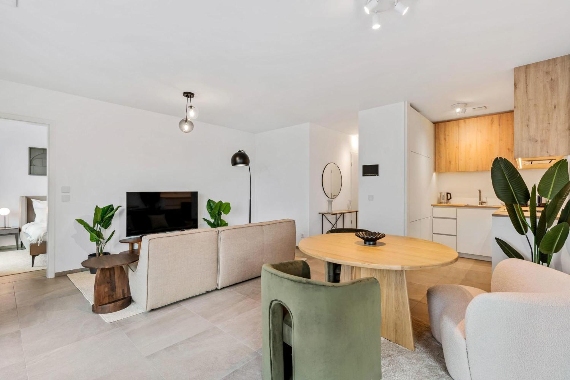 Luxurious 1-br In Gasperich, Apartamento *
